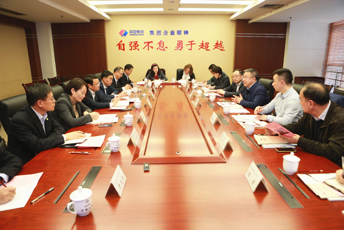 周家义陪同中国对外承包工程商会会长房秋晨一行考察调研水电十一局.jpg