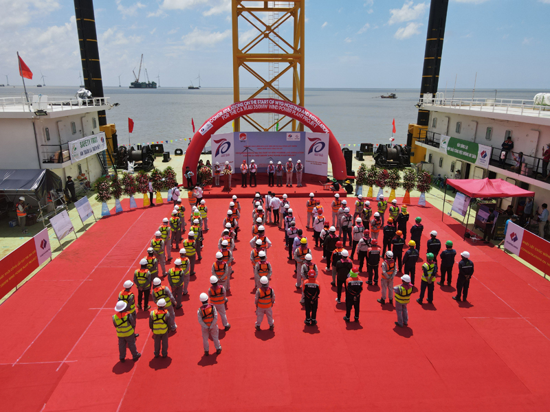 风机吊装开工典礼.jpg