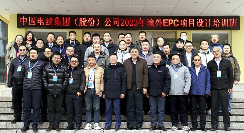 全体合影.jpg