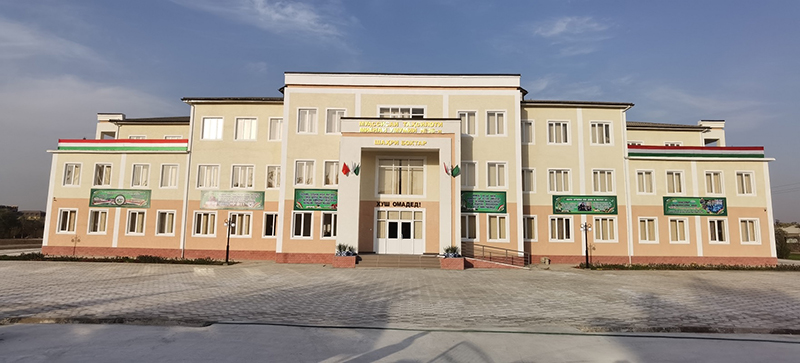 15、施工完毕的学校外观.jpg