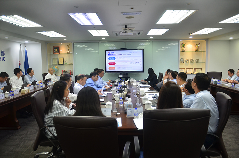 图片6.出席马来西亚国别经营座谈会.JPG